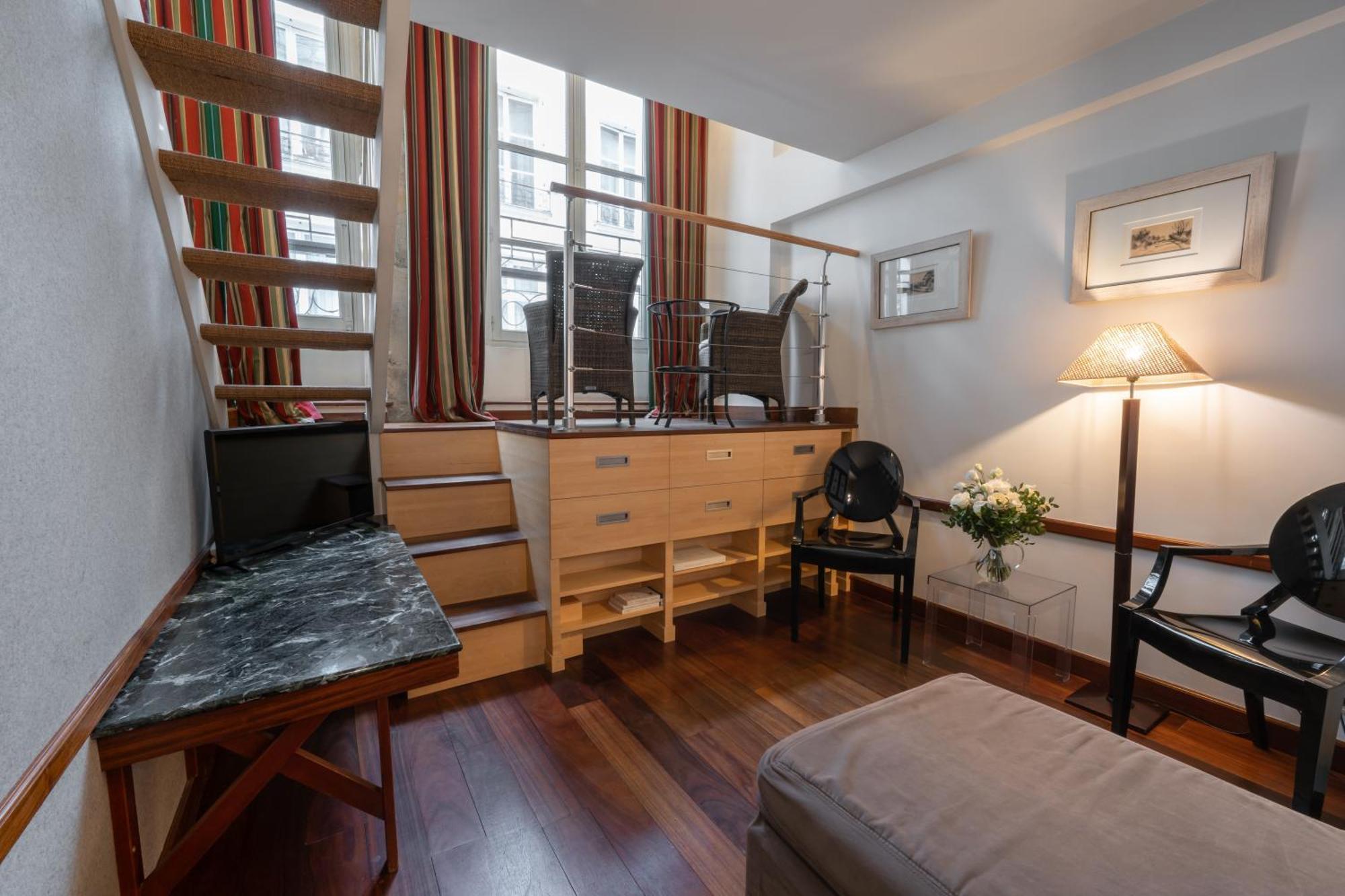 De Conti Hotel Paris