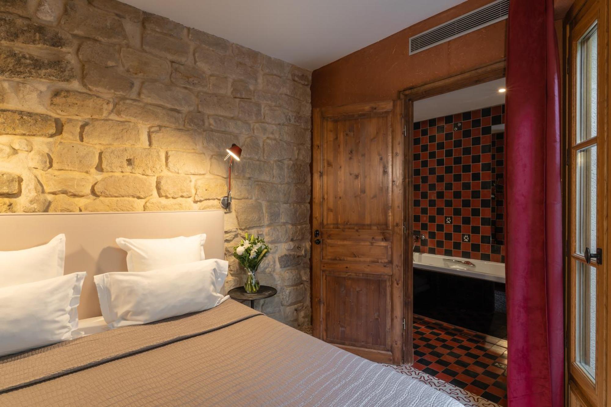 Hotel De Conti Parijs